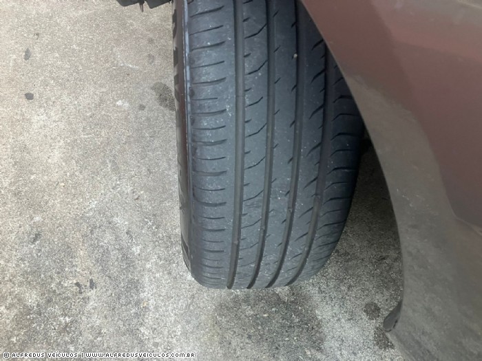 Kia CARENS EX 2010/2011